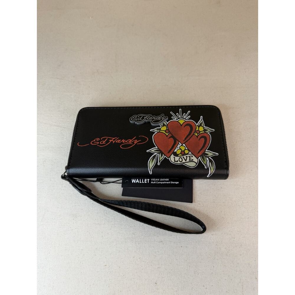 Ed Hardy Vegan Leather Wallet Wristlet Black w/Hearts Zip Closure NWT